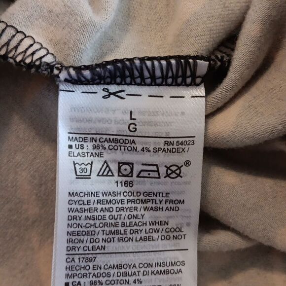 Old Navy Maternity Fitted Dress 💐HOST PICK💐💕 - Picture 10 of 11